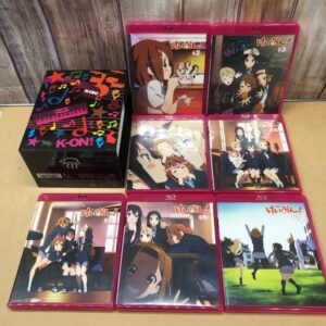 K-ON! Serie Completa en Blu-ray – Set de 7 Volúmenes