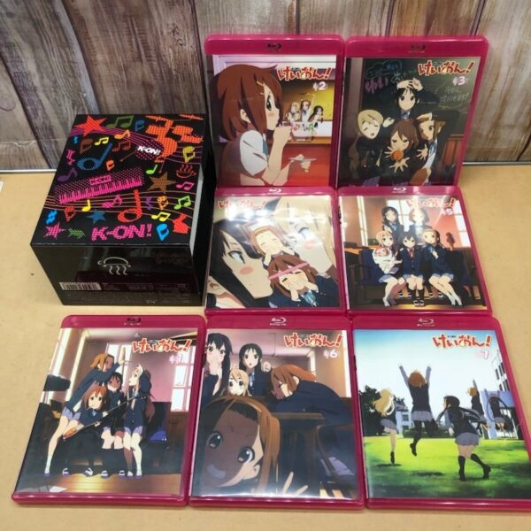 K-ON! Serie Completa en Blu-ray – Set de 7 Volúmenes