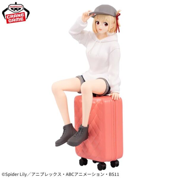 Figura Chisato Nishikigi – Travel Ver | Edición Limitada - Image 5